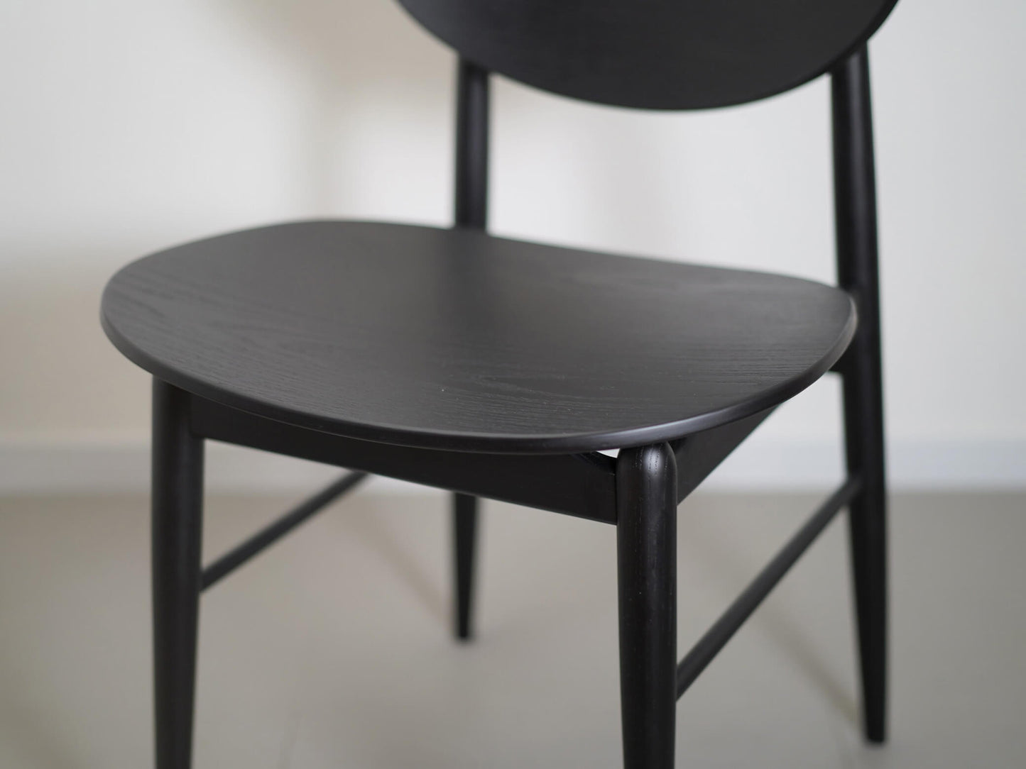 アウトラインチェア スミ ノームアーキテクツ アリアケ / Outline Chair Norm Architects ARIAKE 在庫4