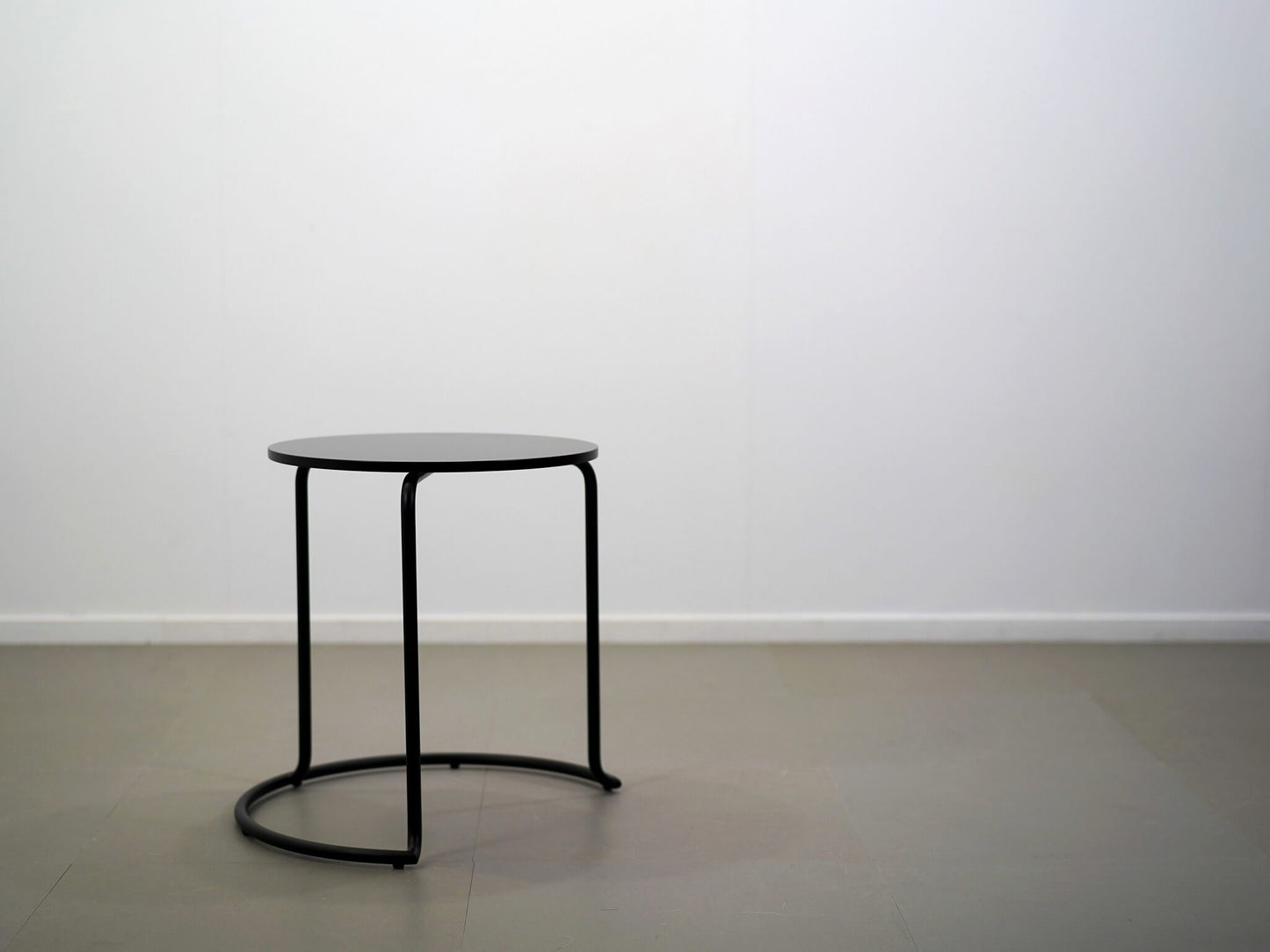 アルテック 606 サイドテーブル アイノ・アアルト / Artek 606 Side Table Aino Aalto
