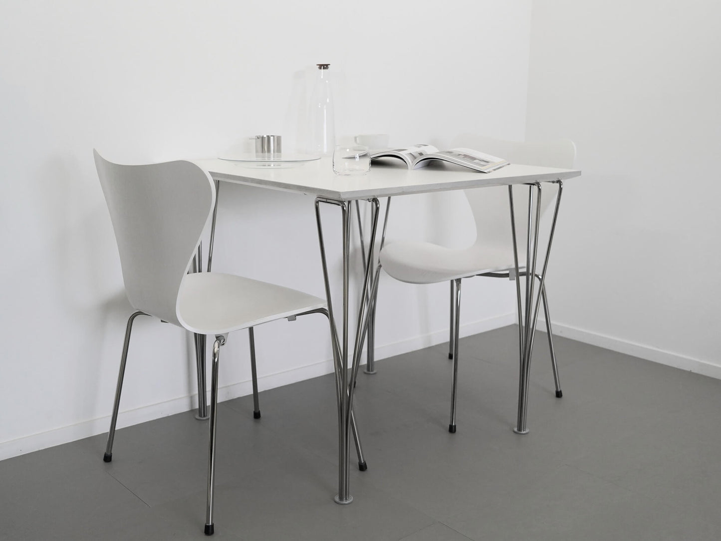 Bテーブル スクエア W80cm H72cm フリッツ・ハンセン アルネ・ヤコブセン ブルーノ・マットソン ピート・ハイン / B Table Square Fritz Hansen Arne Jaconsen Bruno Mathsson Piet Hein