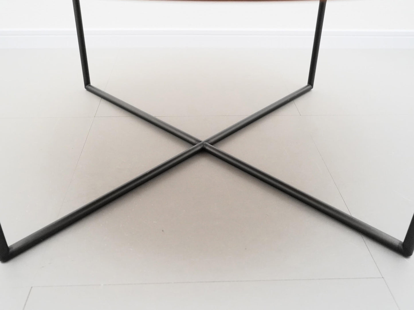 ラウンド リビングテーブル チーク アイアン 丸 / Round Living Table Teak