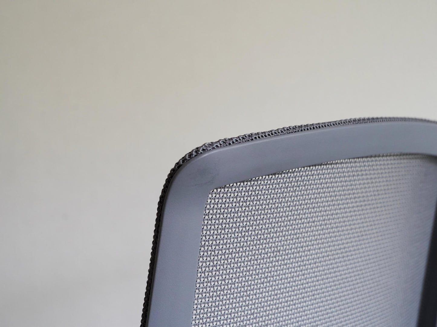 シナーラ オフィスチェア CD77MK-F2X3 ダークグレー ホロー オカムラ 中古 / CYNARA OKAMURA
