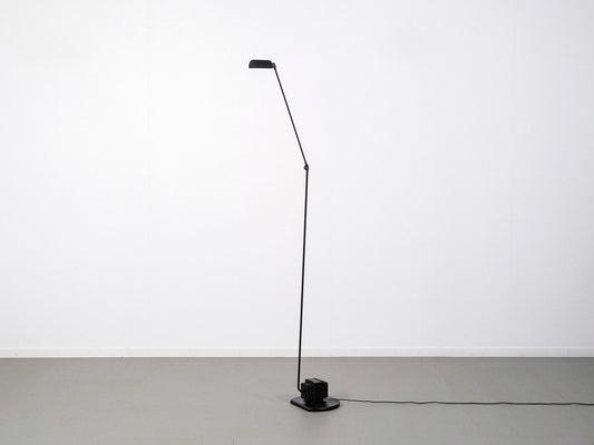 トマソ・チミニがでデザインした中古ユーズドのルミナのダフィーネ・フロアランプ・ブラック