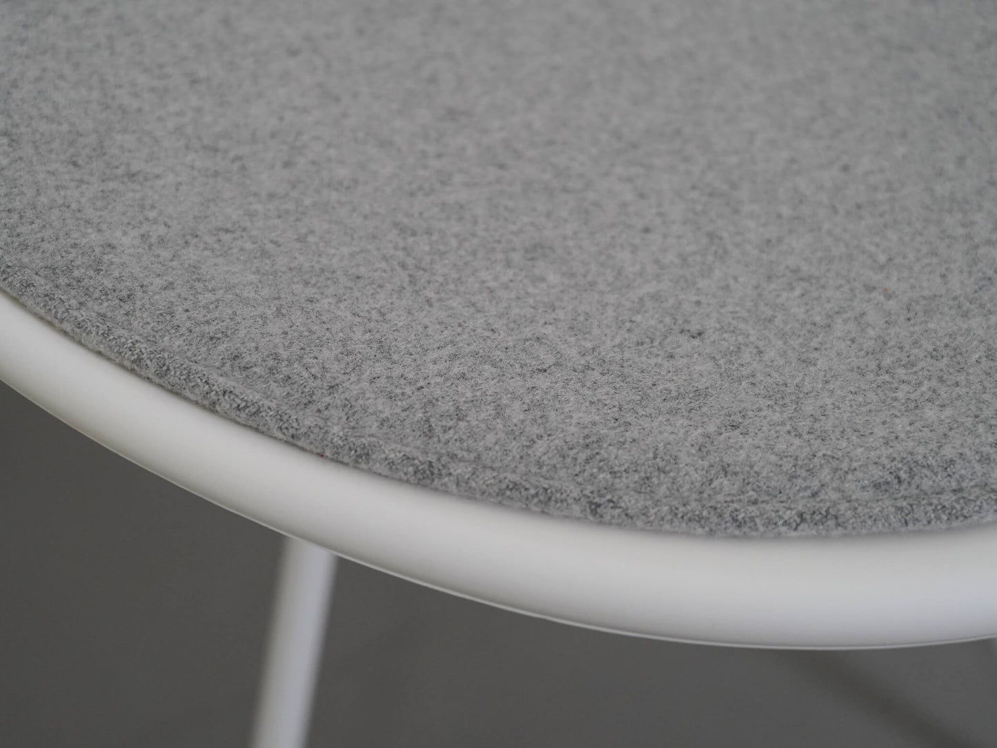 ドロップチェア 専用クッション付 ホワイト 白 フリッツ・ハンセン アルネ・ヤコブセン / Drop Chair White Fritz Hansen Arne Jacobsen 在庫5→3