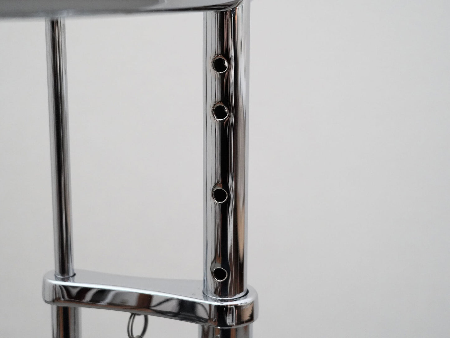 アイリーン・グレイ E1027 アジャスタブルテーブル クラシコン カッシーナ / Eileen Gray Adjustable Table ClassiCon