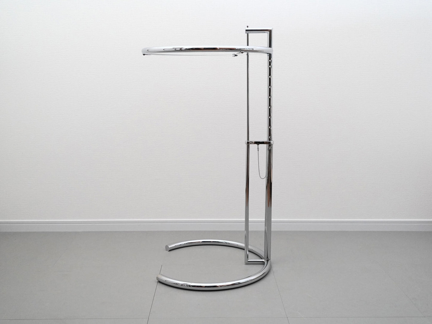 アイリーン・グレイ E1027 アジャスタブルテーブル クラシコン カッシーナ / Eileen Gray Adjustable Table ClassiCon