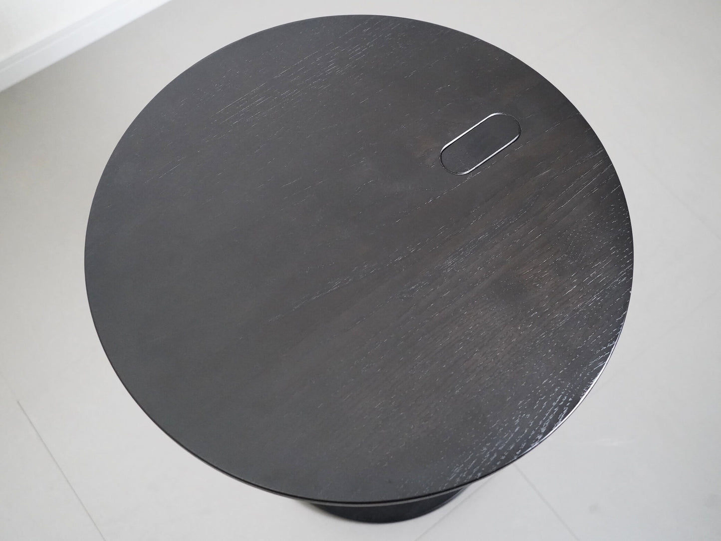 エレファント サイドテーブル ブラック クリスチャン・ハース / Elephant Side Table Black Christian Haas Karimoku New Standard KNS 在庫5