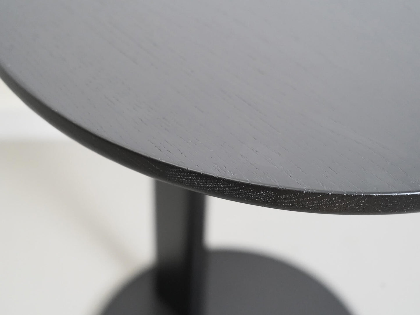 エレファント サイドテーブル ブラック クリスチャン・ハース / Elephant Side Table Black Christian Haas Karimoku New Standard KNS 在庫5