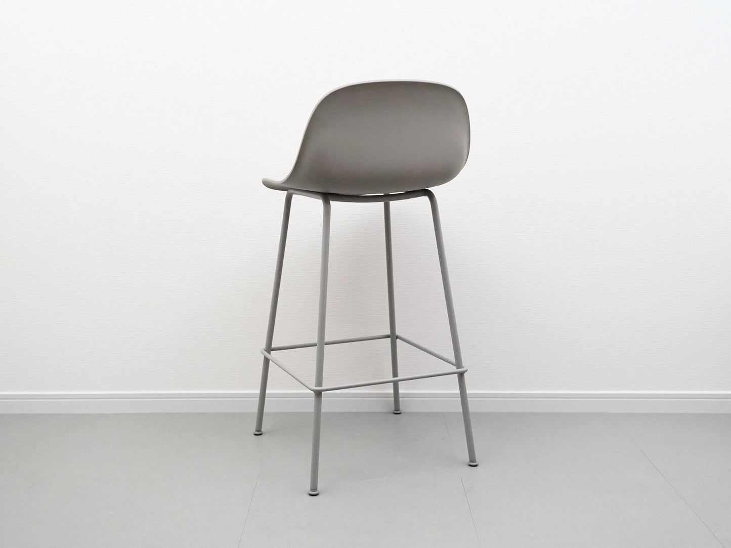 ファイバー カウンタースツール グレー ムート イスコス ‐ ベルリン / Fiber Counter Stool Tubebase with Backrest Muuto Iskos-Berlin 在庫4→3