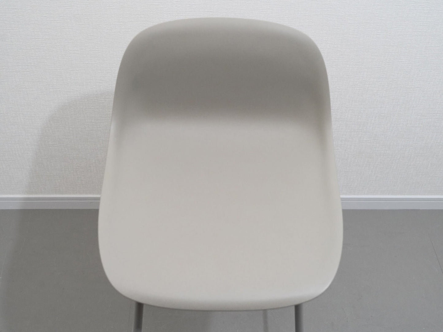 ファイバー カウンタースツール グレー ムート イスコス ‐ ベルリン / Fiber Counter Stool Tubebase with Backrest Muuto Iskos-Berlin 在庫4→3