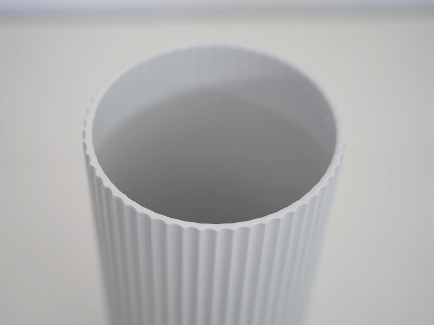 リュンビュー ポーセリン ベース H31cm ホワイト デンマーク 北欧 / LYNGBY PORCELÆN Vase White 在庫29→25