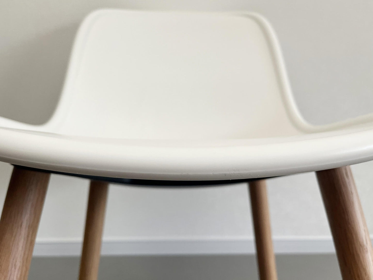 ノイ 12 チェア ヘイ クリームホワイト / NEU 12 Chair HAY Cream White 在庫6
