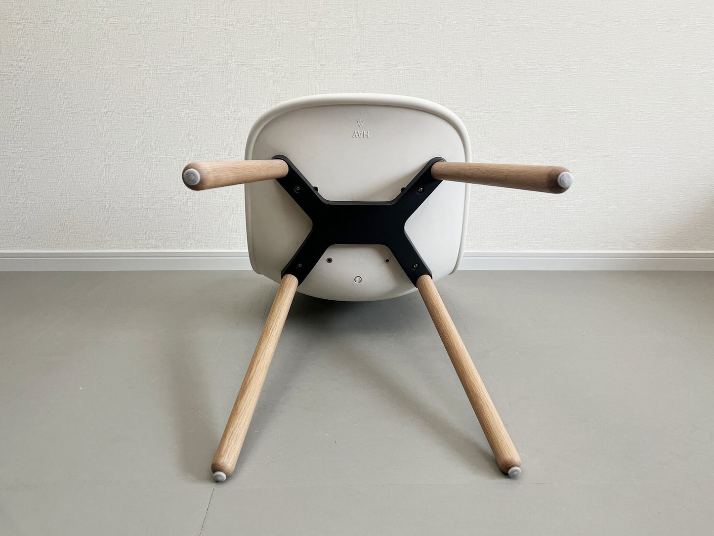ノイ 12 チェア ヘイ クリームホワイト / NEU 12 Chair HAY Cream White 在庫6