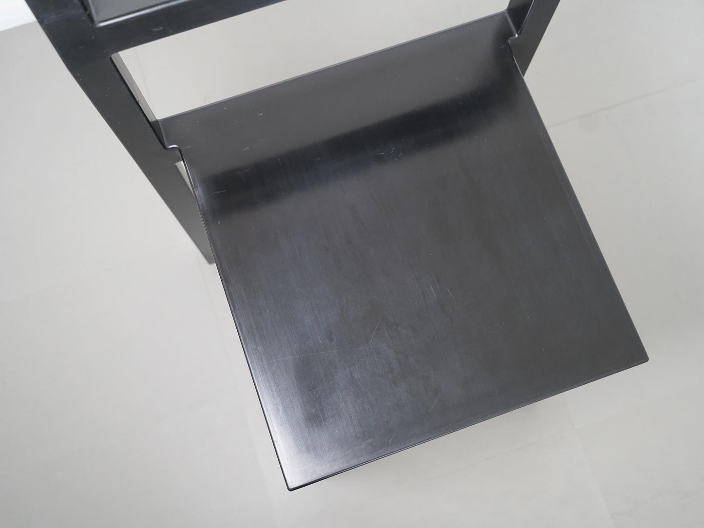 ノン ラバーチェア コンプロットデザイン 北欧 / NON Rubber Chair KÄLLEMO Komplot Design