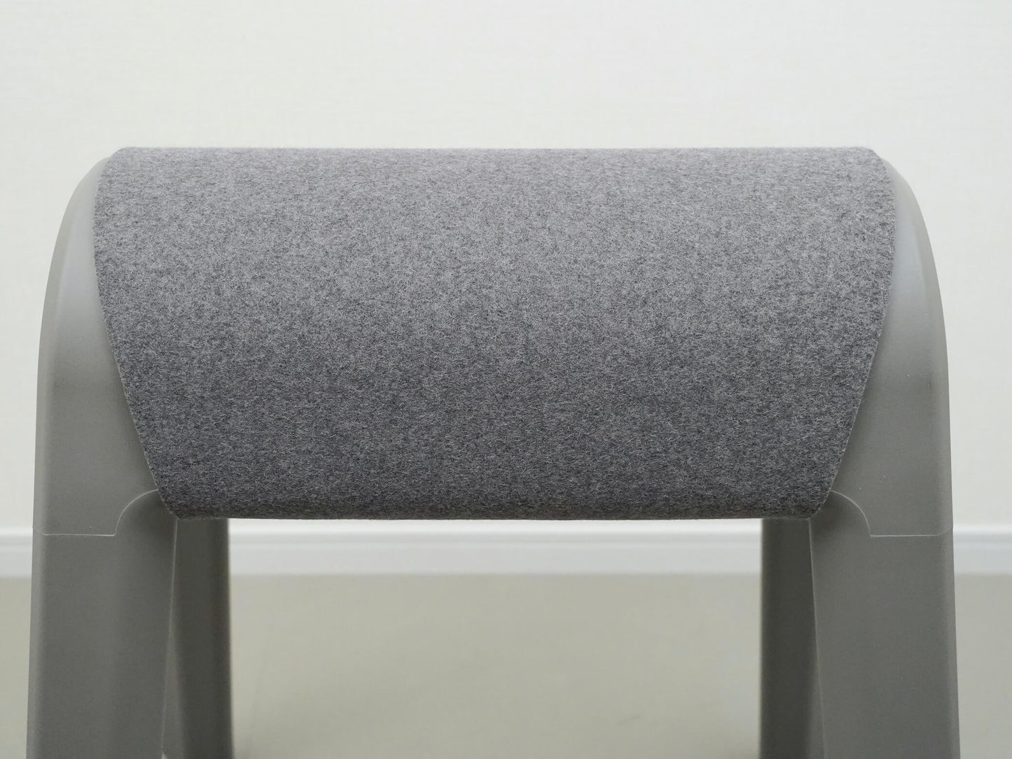シッツボック スツール ウィルクハーン グレー / 204 range Sitzbock Wilkhahn RSW design studio 在庫4→3