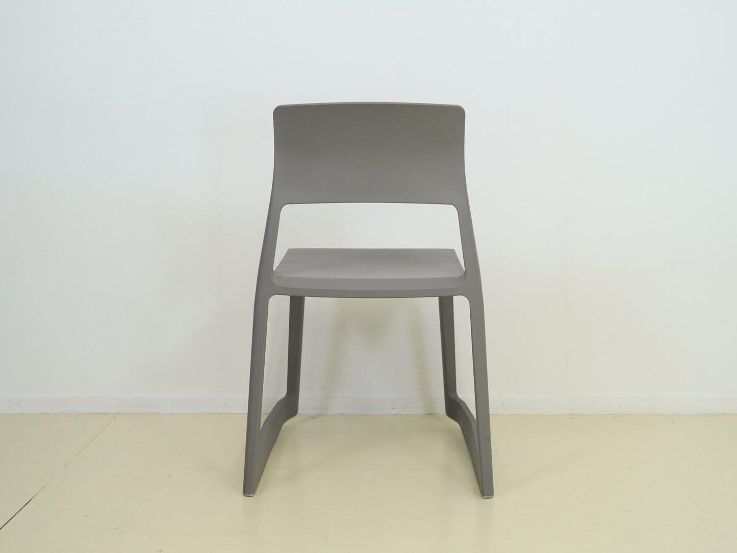 ティプトン ヴィトラ バーバー&オズガビー グレー / Tip Ton Chair Vitra Edward Barber & Jay Osgerby 在庫12
