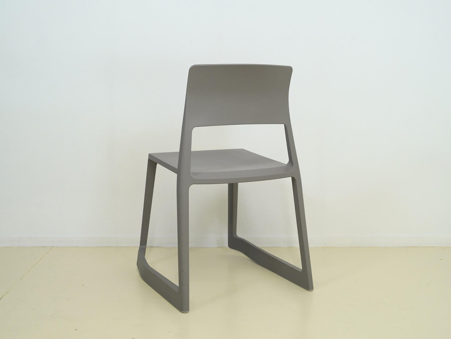 ティプトン ヴィトラ バーバー&オズガビー グレー / Tip Ton Chair Vitra Edward Barber & Jay Osgerby 在庫12