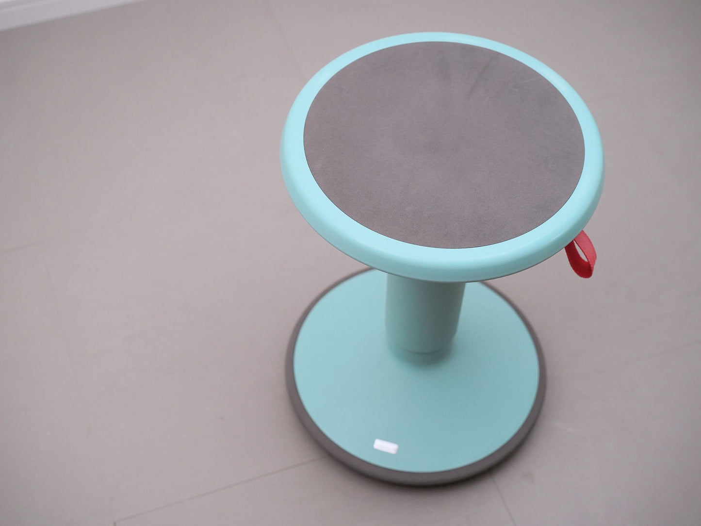 アップスツール アイス インタースツール カッシーナ スヴェン・ヴァン・ベティカー / UP IS1 Interstuhl Cassina Sven Von Boetticher 在庫2
