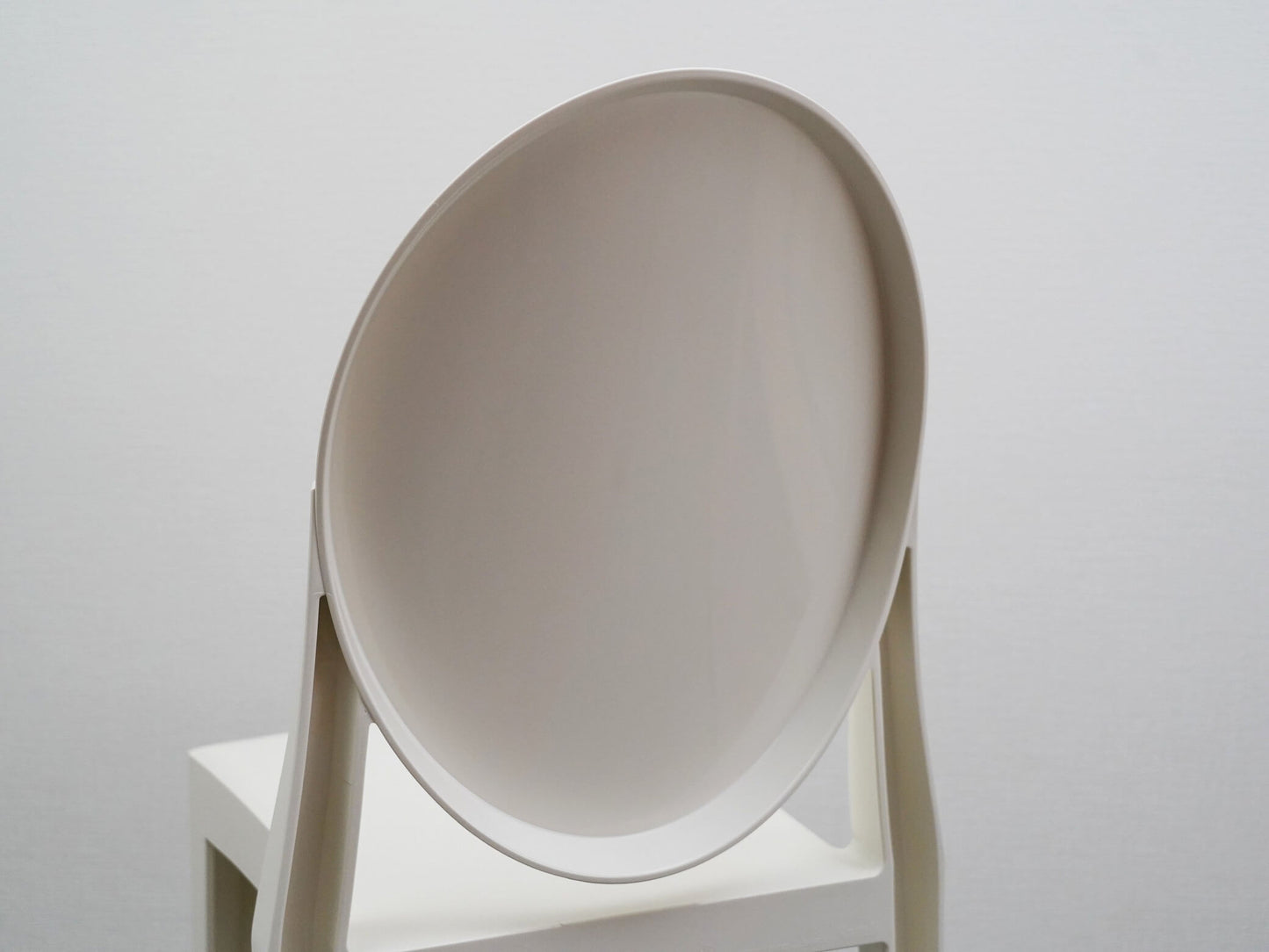 ビクトリアゴースト グロッシーホワイト カルテル フィリップ・スタルク / Victoria Ghost Kartell Philippe Starck