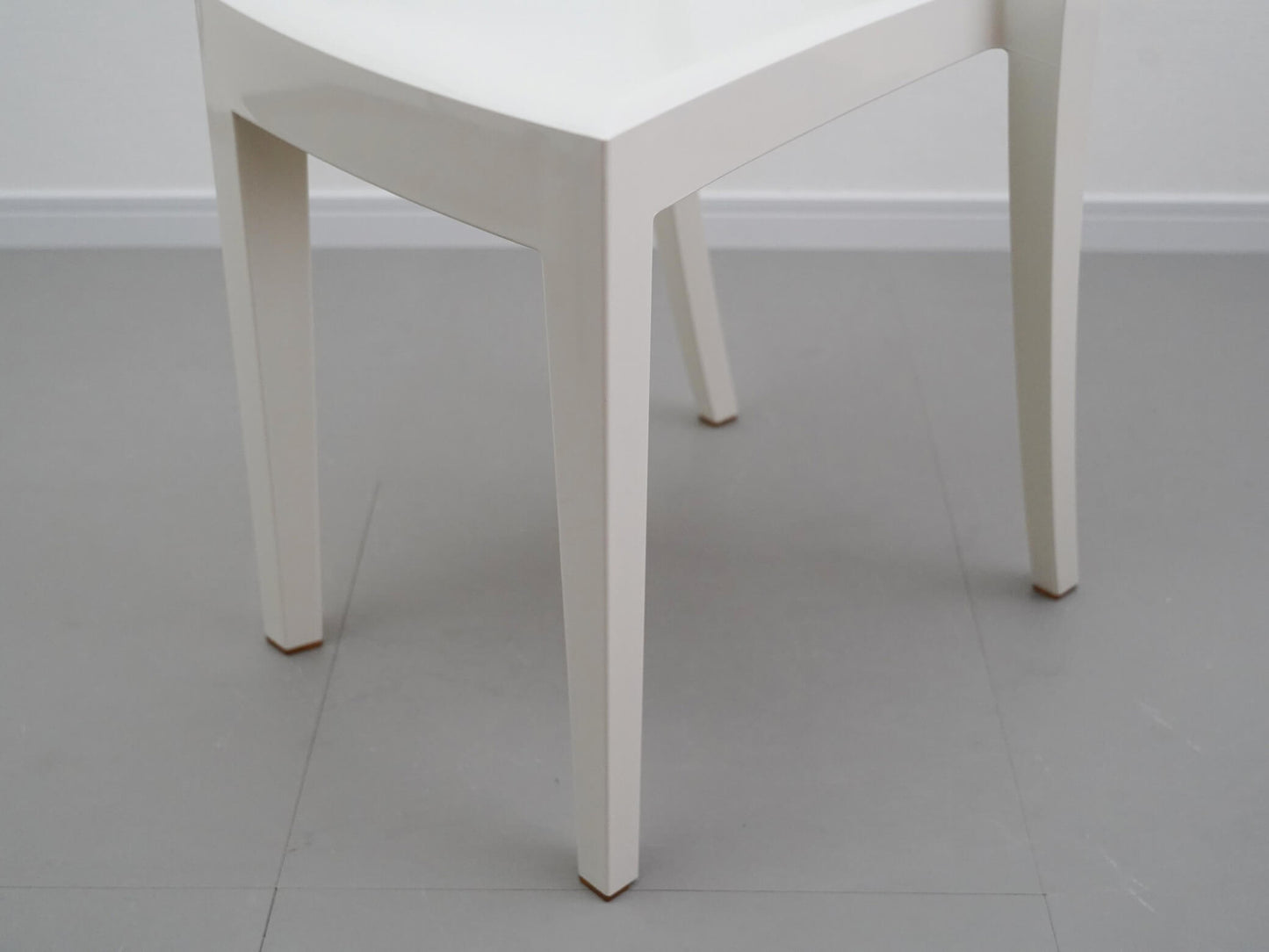 ビクトリアゴースト グロッシーホワイト カルテル フィリップ・スタルク / Victoria Ghost Kartell Philippe Starck