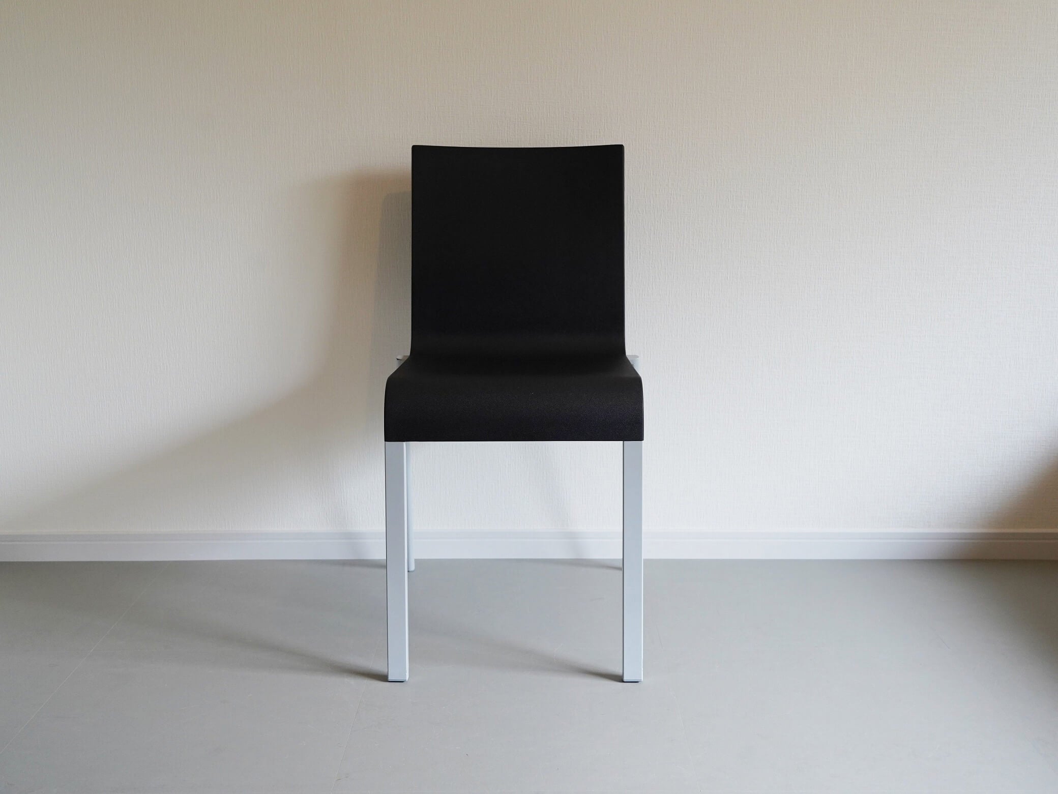 03 ゼロスリー ブラック ヴィトラ マールテン・ヴァン・セーヴェレン 中古 / Vitra Maarten van Severen – CAGUYA