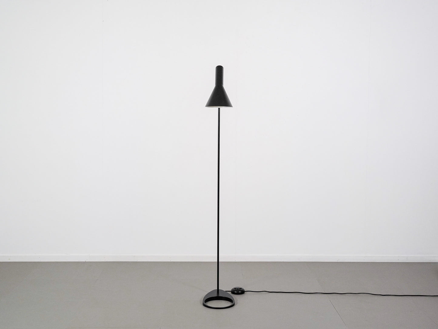 ルイス・ポールセン AJフロア 2008年製 アルネ・ヤコブセン ブラック 黒 / Louis Poulsen AJ Floor Arne Jacobsen Black