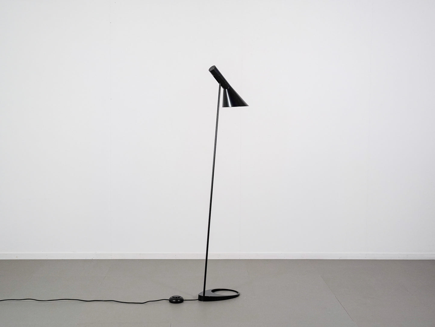 ルイス・ポールセン AJフロア 2008年製 アルネ・ヤコブセン ブラック 黒 / Louis Poulsen AJ Floor Arne Jacobsen Black