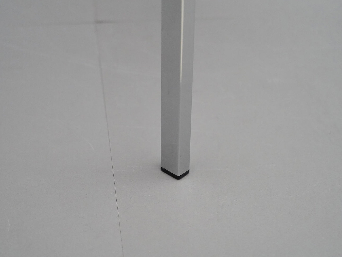 TAITOS AVARTE Mikko Paakkanen / タイトス チェア アヴァルテ ミッコ・パーカネン