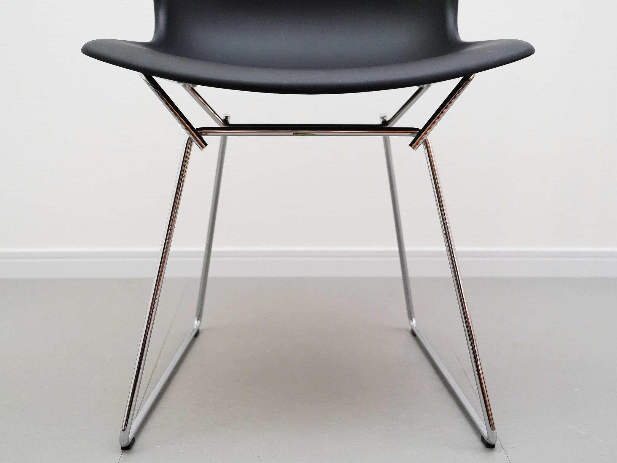 ハリー・ベルトイア プラスチック サイドチェア ノル 中古 ユーズド / Harry Bertoia Plastic Side Chair Knoll  在庫6 – CAGUYA