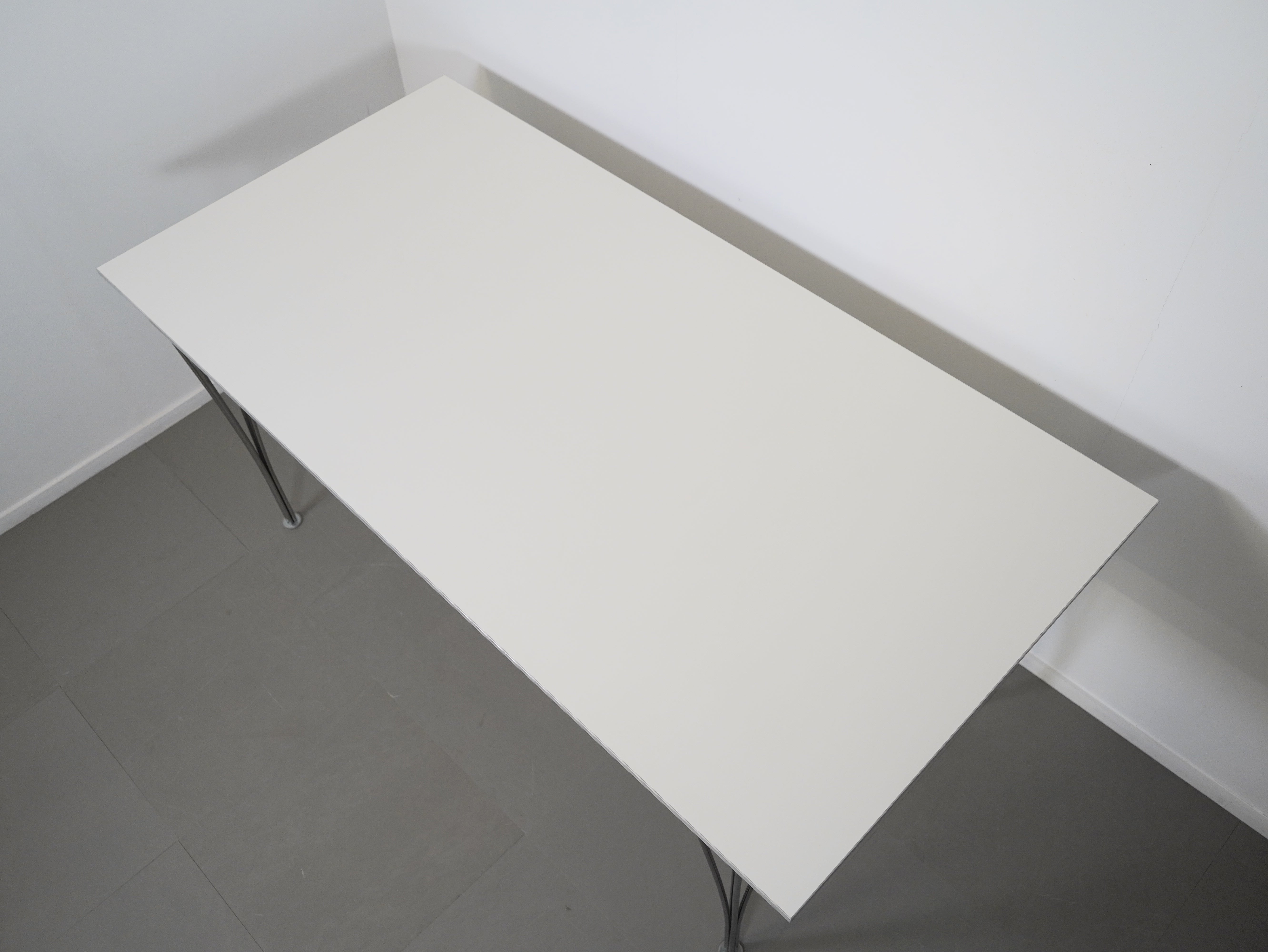 フリッツ・ハンセン Bテーブル ダイニングテーブル W160cm H72cm 中古