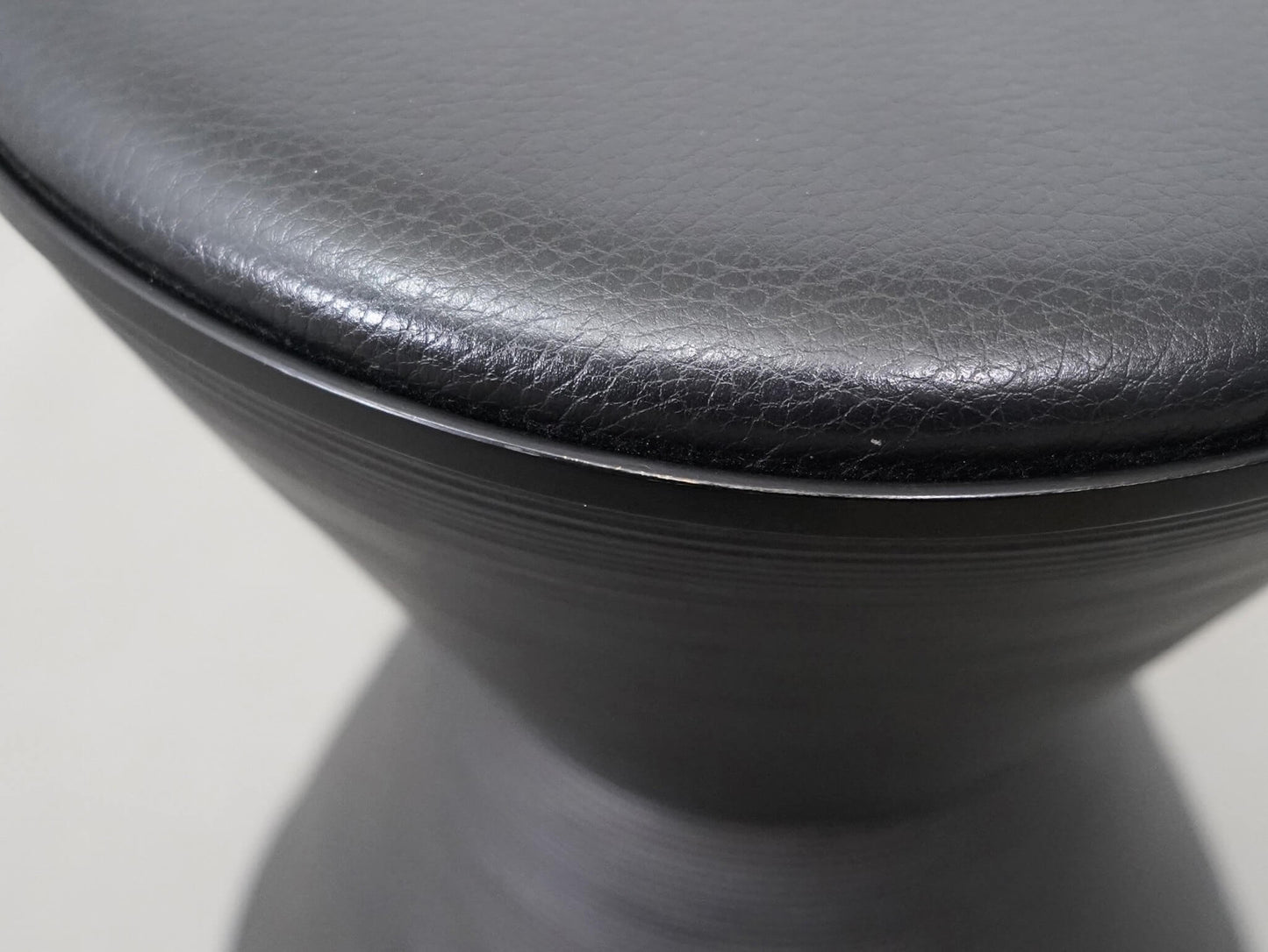 ブナコ スツール ブラック レザー / BUNACO STOOL Black Leather