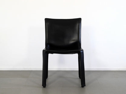 マリオ・ベリーニがデザインしたカッシーナのキャブチェア412・ブラック