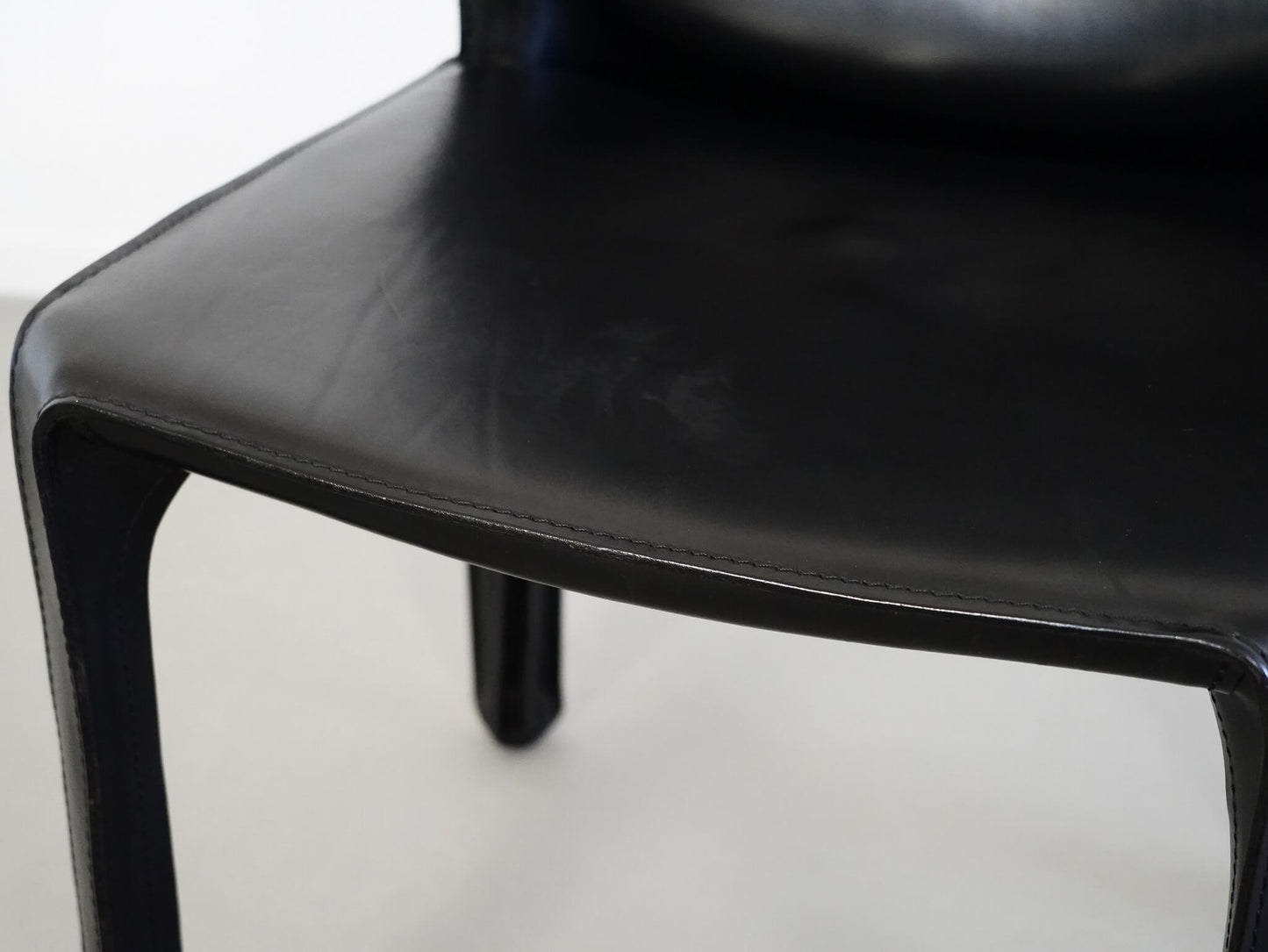 キャブチェア ② 412 ブラック カッシーナ マリオ・ベリーニ / 412 CAB Cassina Mario Bellini