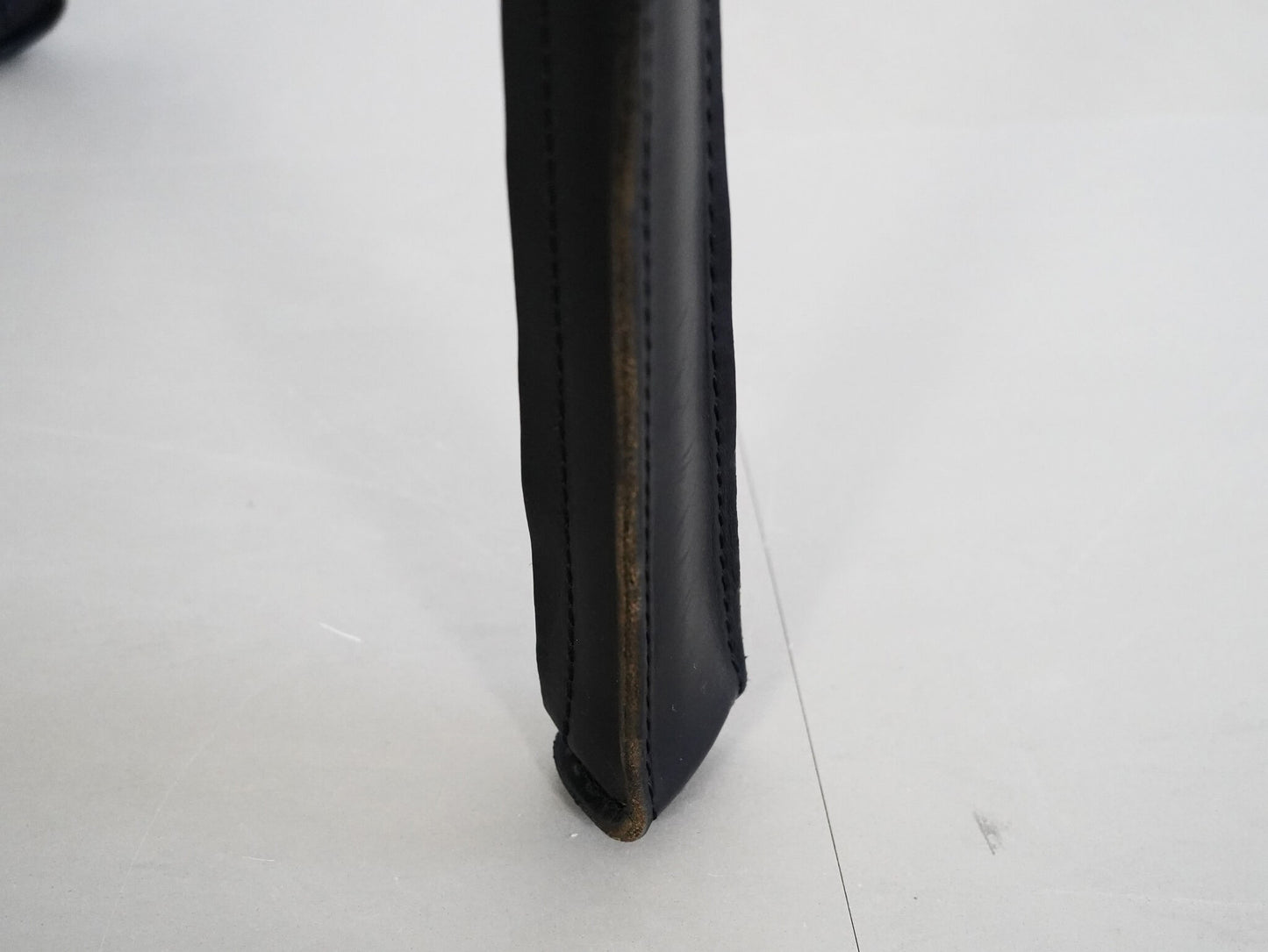 キャブチェア ② 412 ブラック カッシーナ マリオ・ベリーニ / 412 CAB Cassina Mario Bellini