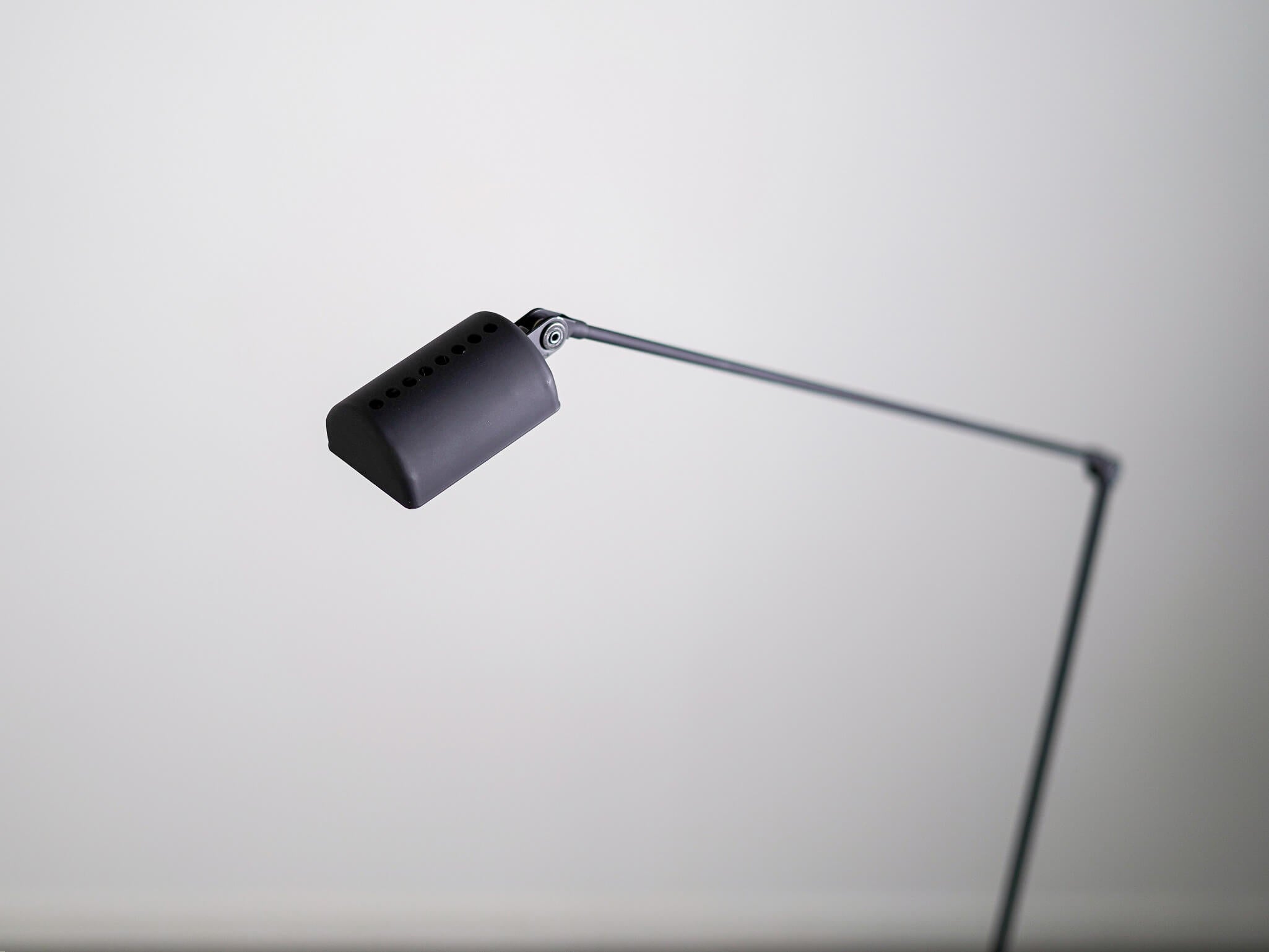 ダフィーネ LED フロアランプ ブラック トマソ・チミニ ルミナ 中古 ダフィーネ LED フロアランプ ブラック トマソ・チミニ ルミナ 中古