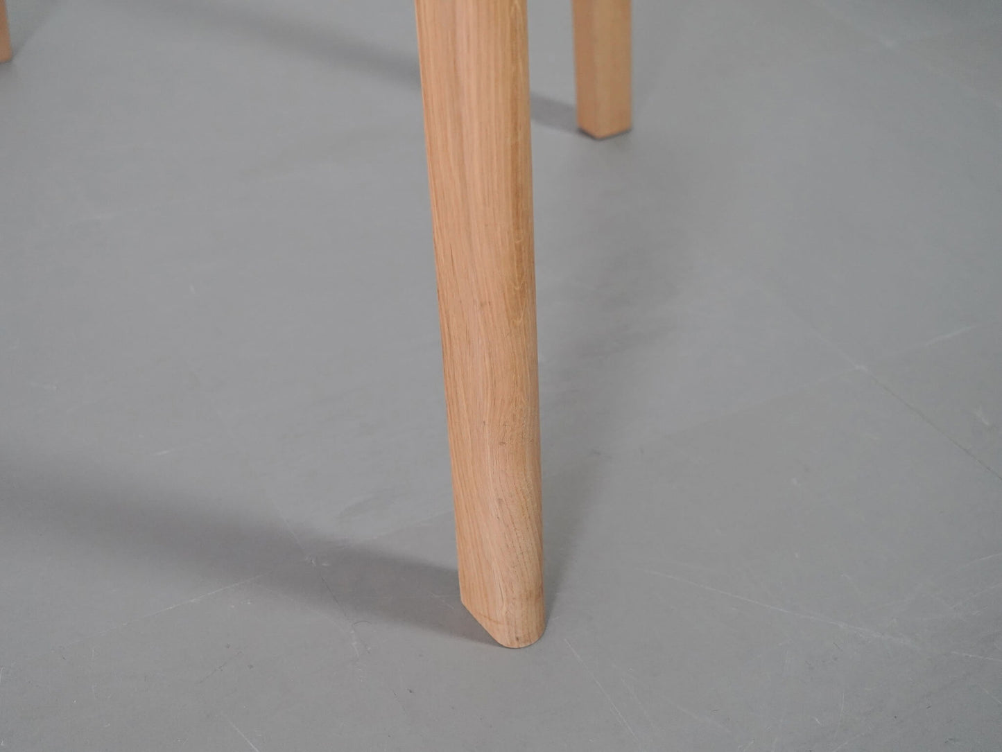 CPH Deux 220 Black HAY Ronan & Erwan Bouroullec / シーピーエイチ ドゥ 220 ラウンドテーブル 黒 ヘイ ロナン＆エルワン・ブルレック 在庫2