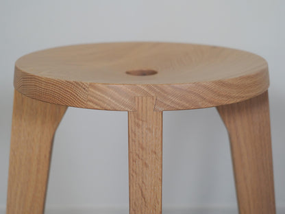 ダブテイル バースツール オーク ホワイト アリアケ スタファン・ホルム 平田椅子製作所 / Dovetail Bar Stool Oak White ARIAKE Staffan Holm 在庫2
