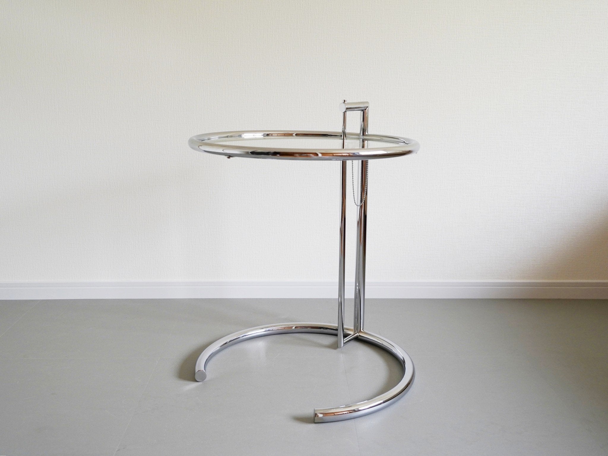 アイリーン・グレイ E1027 アジャスタブルテーブル クラシコン カッシーナ 中古 ヴィンテージ / Eileen Gray Adjustable  Table ClassiCon – CAGUYA