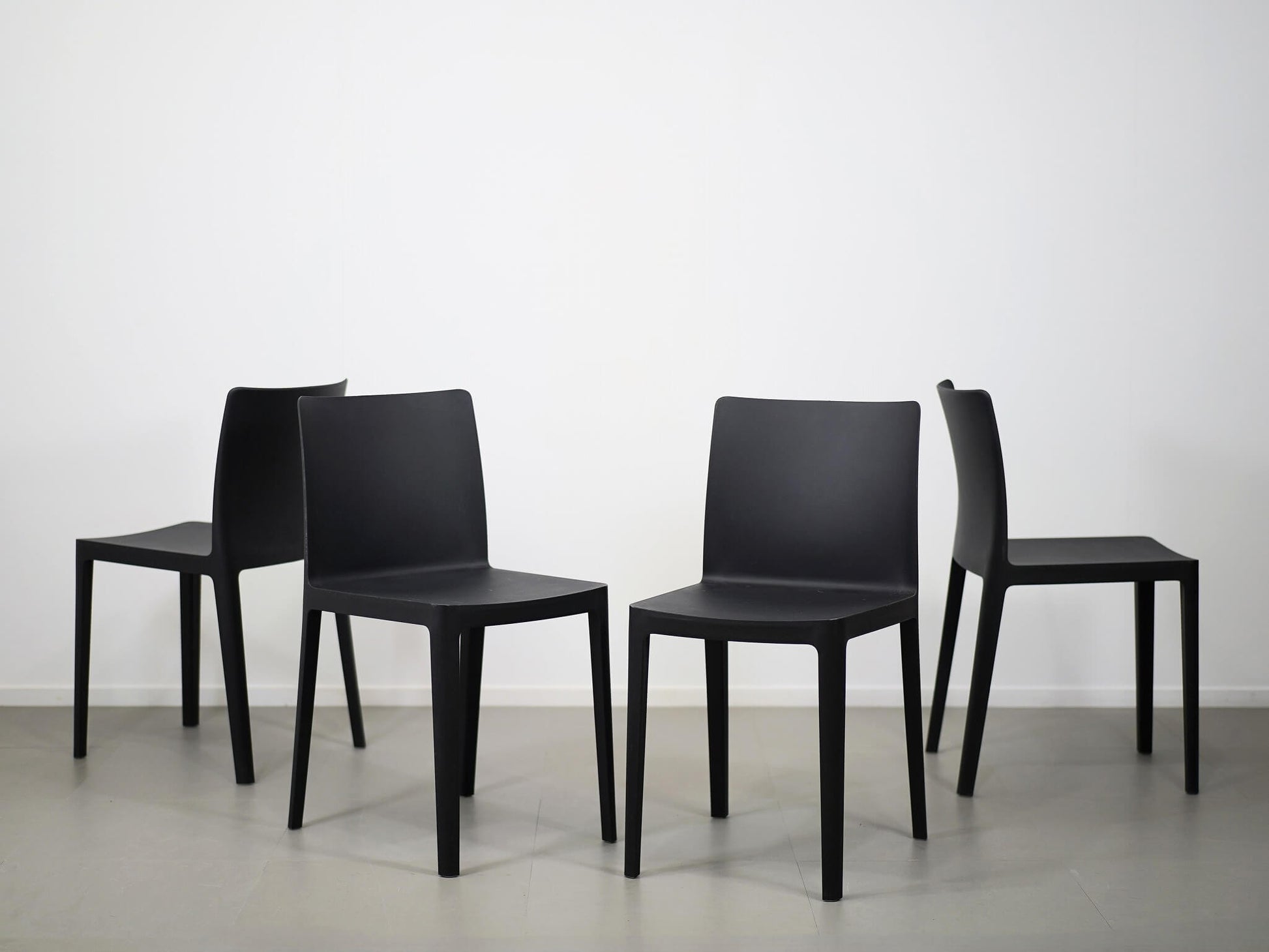 ブルレック兄弟がデザインした中古・ユーズドのHAYのエレメンターレチェア・ブラック