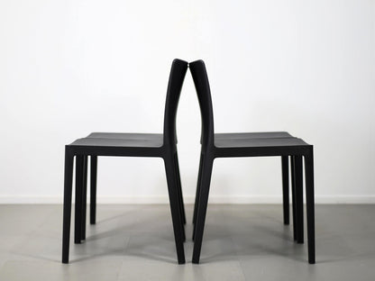 ロナン＆エルワン・ブルレックがデザインしたHAYのエレメンターレチェア・黒