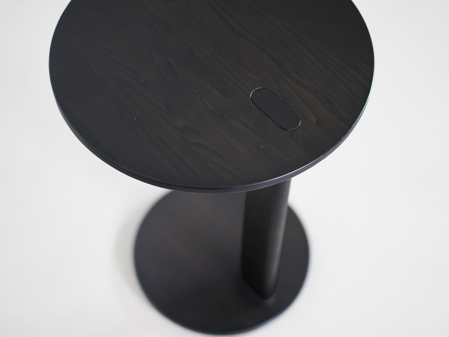 カリモクニュースタンダード エレファント サイドテーブル ブラック クリスチャン・ハース / Karimoku New Standard Elephant Side Table Black Christian Haas KNS
