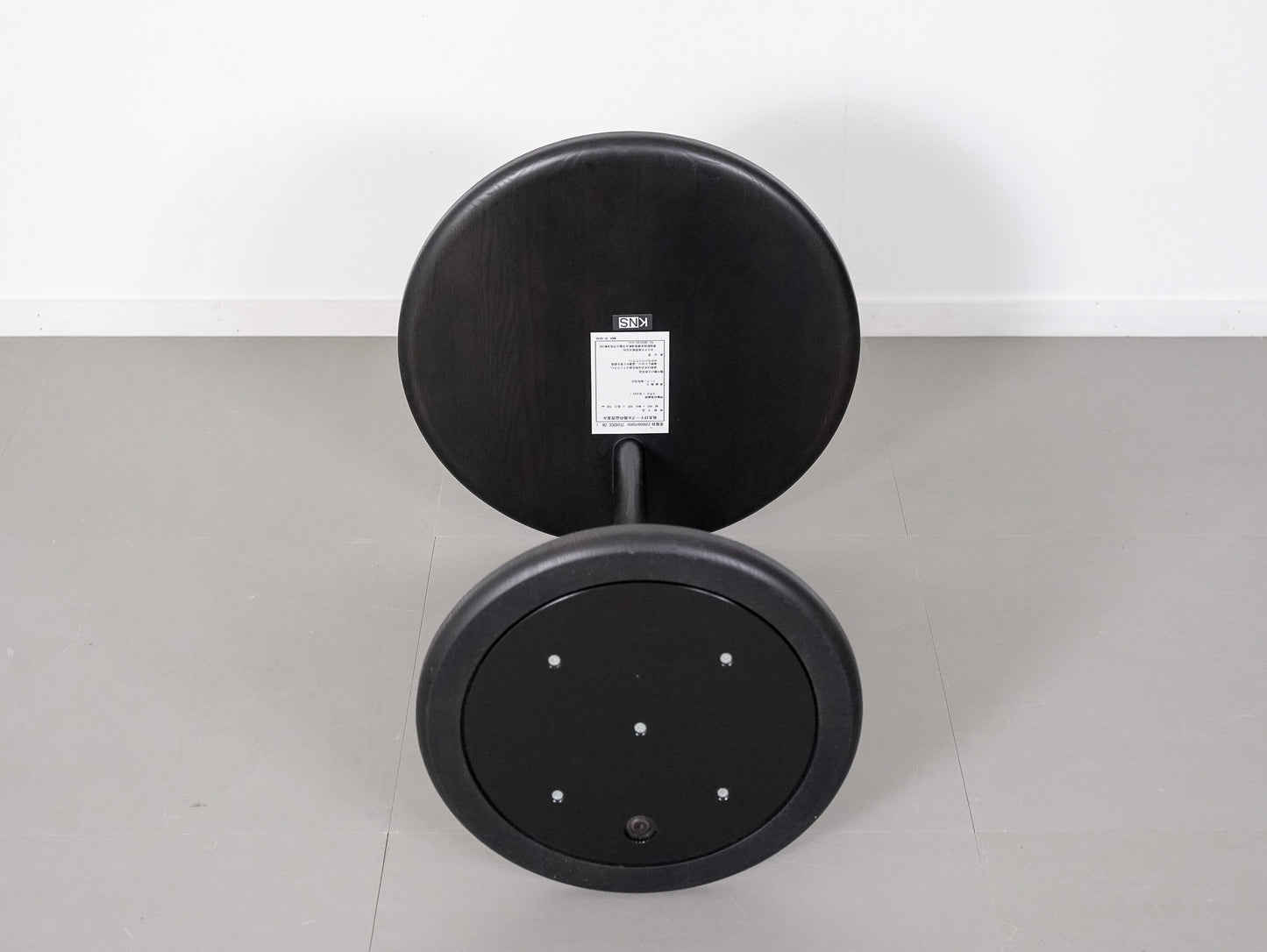 カリモクニュースタンダード エレファント サイドテーブル ブラック クリスチャン・ハース / Karimoku New Standard Elephant Side Table Black Christian Haas KNS