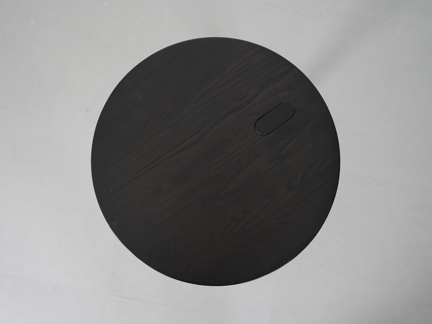 カリモクニュースタンダード エレファント サイドテーブル ブラック クリスチャン・ハース / Karimoku New Standard Elephant Side Table Black Christian Haas KNS