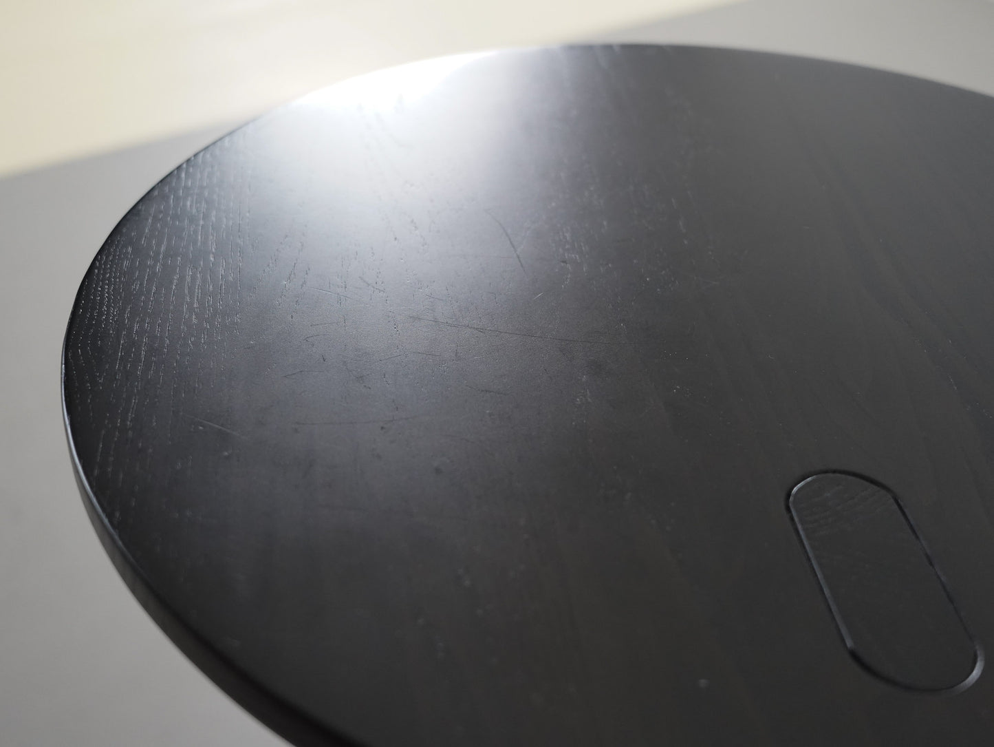 カリモクニュースタンダード エレファント サイドテーブル ブラック クリスチャン・ハース / Karimoku New Standard Elephant Side Table Black Christian Haas KNS