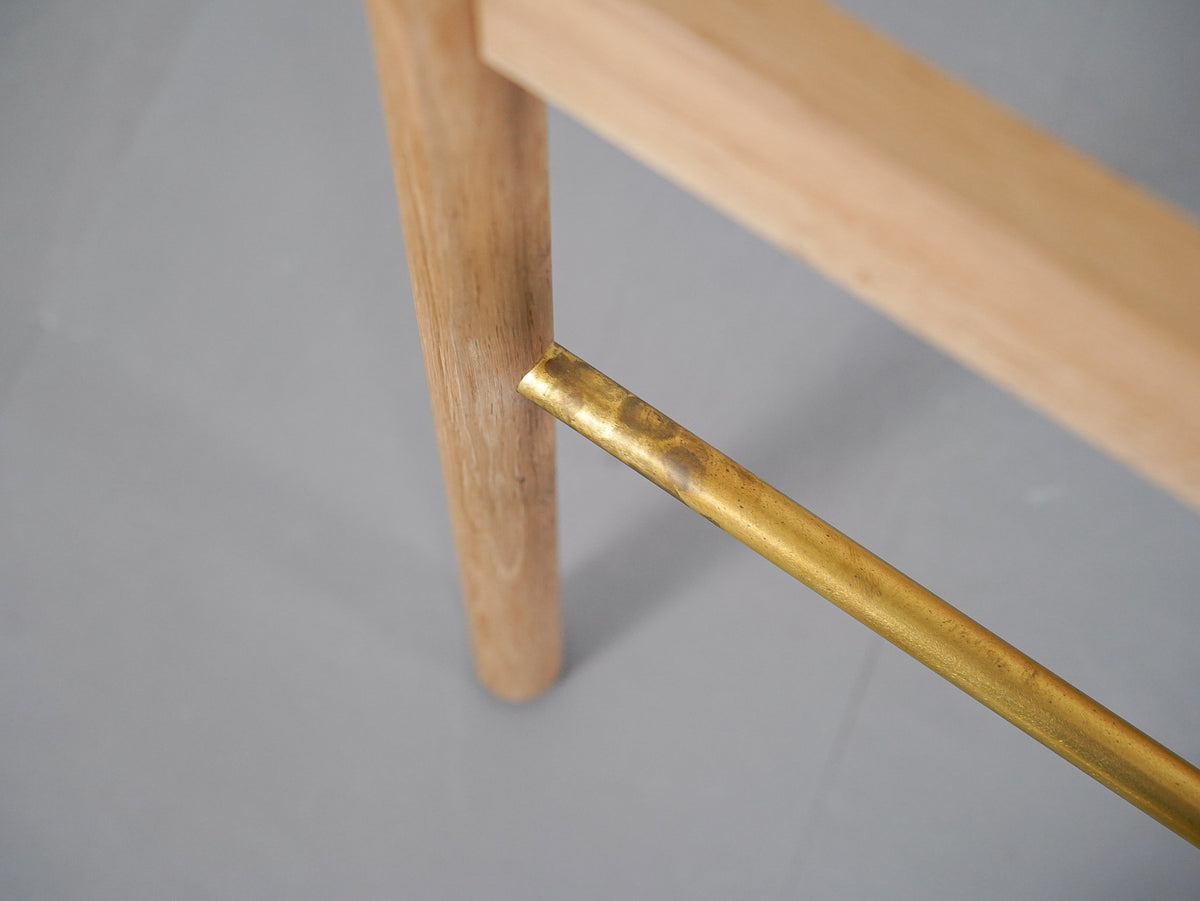 WOHL HÜTTE F2: table round Oak Brass / ヴォールヒュッテ エフツー ラウンドテーブル ナラ 真鍮