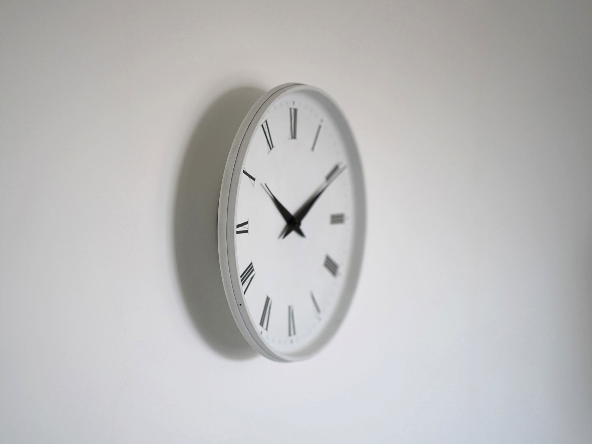 ヘニングコッペルがデザインしたルイス・ポールセンの壁掛け時計13056