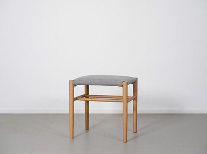 ジャスパー・モリソン ライトウッド スツール ロー オーク ファブリック マルニ木工 / Jasper Morrison Lightwood Stool Low MARUNI COLLECTION