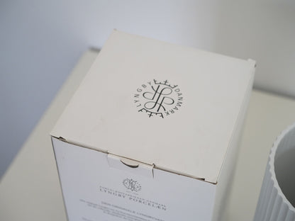 リュンビュー ポーセリン ベース H31cm ホワイト デンマーク 北欧 / LYNGBY PORCELÆN Vase White 在庫29→25