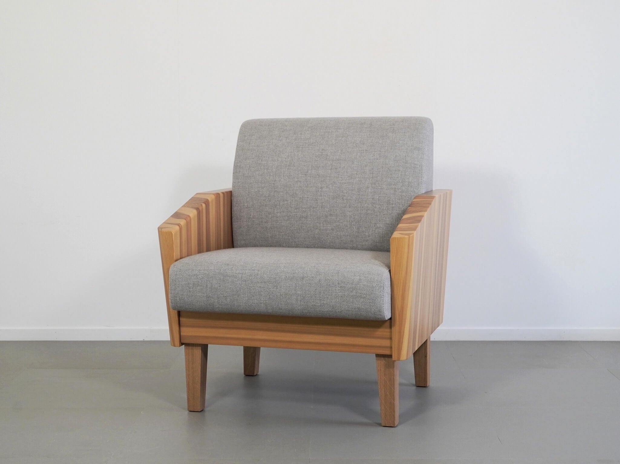 相合家具　QUEEN ラウンジチェア　21.5万　ミッドセンチュリー　北欧モダン 相合家具 QUEEN ラウンジチェア 21.5万 ミッドセンチュリー 北欧モダン