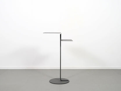 コンスタンティン・グルチッチがデザインした無印良品のモノテーブル