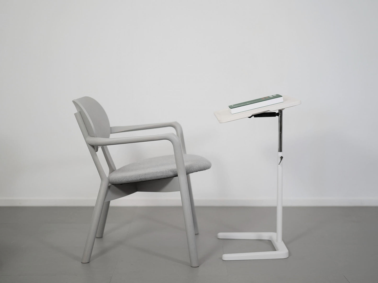 ジャスパーモリソンがデザインしたヴィトラのネステーブル